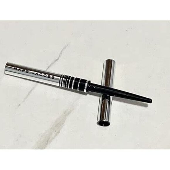 Marc Jacobs Fineliner Blacquer Ultra Skinny Gel Eye Crayon Travel Size NWOB - Picture 1 of 2